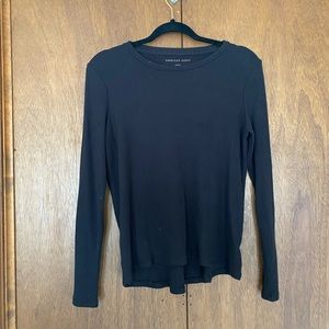 Never worn! American Eagle super soft long sleeve. Size medium